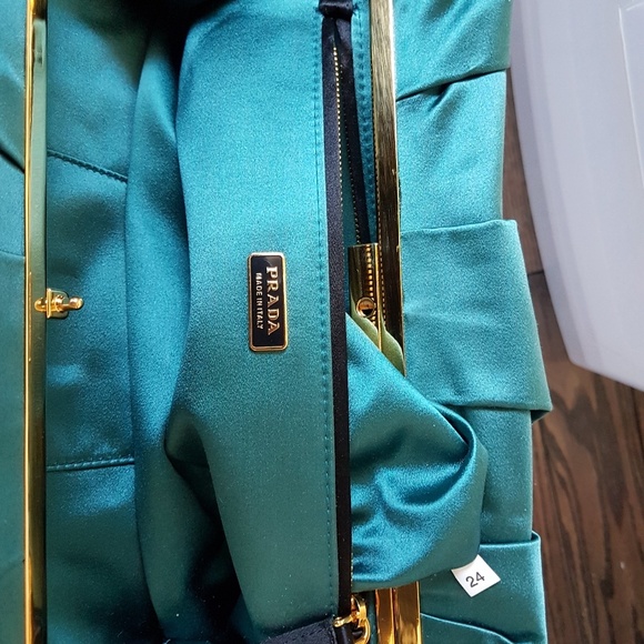 *SOLD* Prada raso satin clutch in teal - Picture 5 of 8